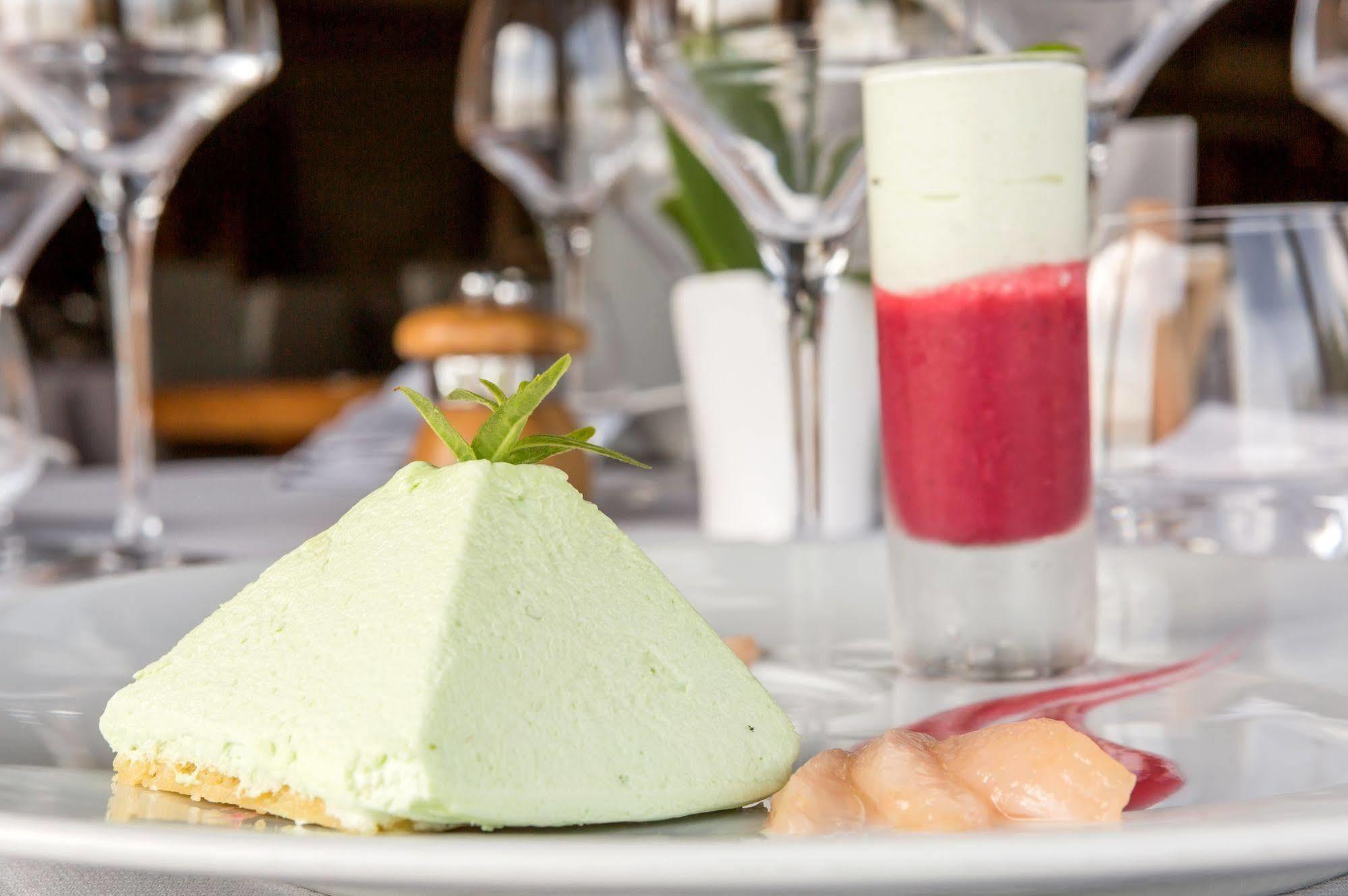 Hotel Restaurant La Tour Dunieres Экстерьер фото