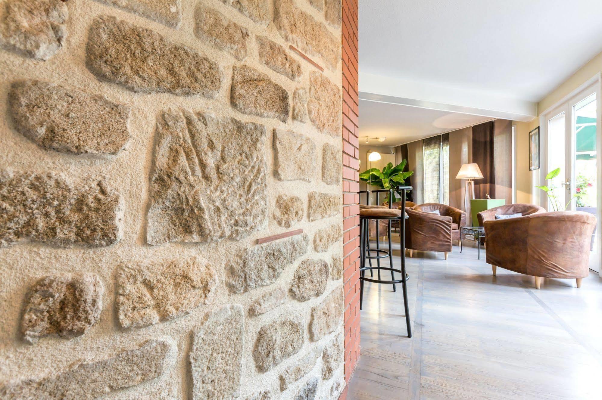 Hotel Restaurant La Tour Dunieres Экстерьер фото